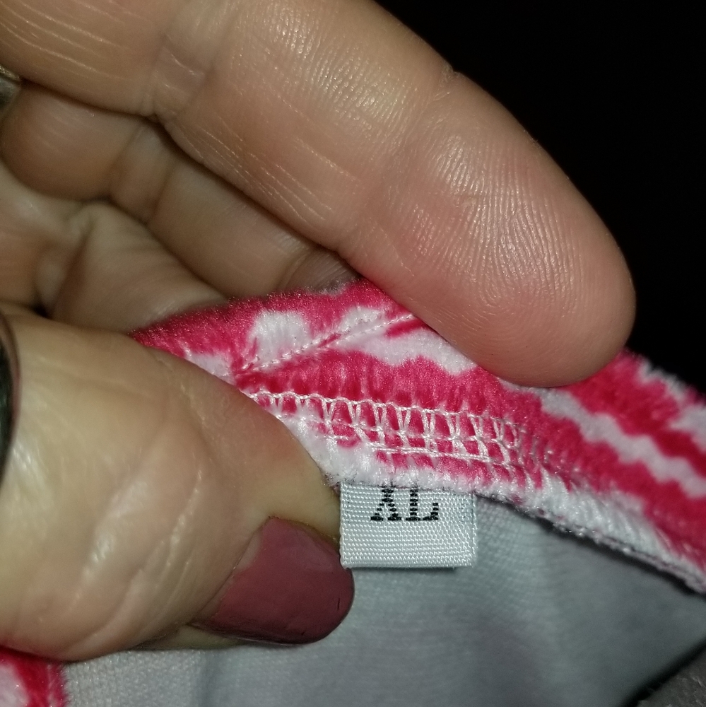 Pajama set - Picture 3 of 3